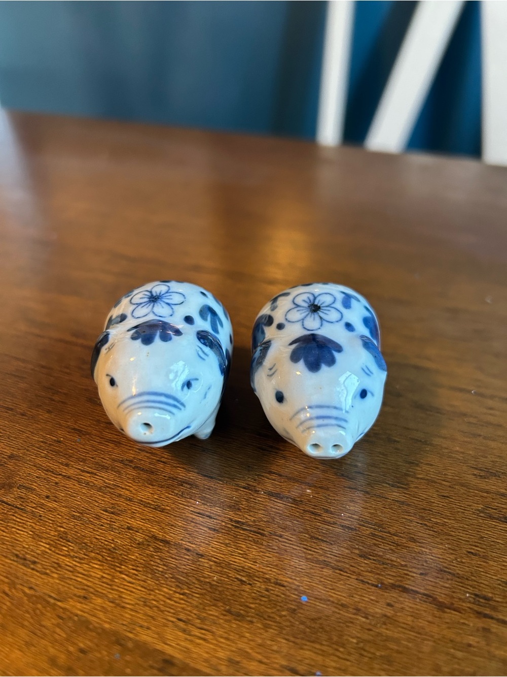 Blue and White Floral Ceramic Pig Salt & Pepper Set - Unbranded